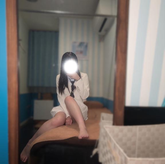 🙇🏻‍♀️⋱