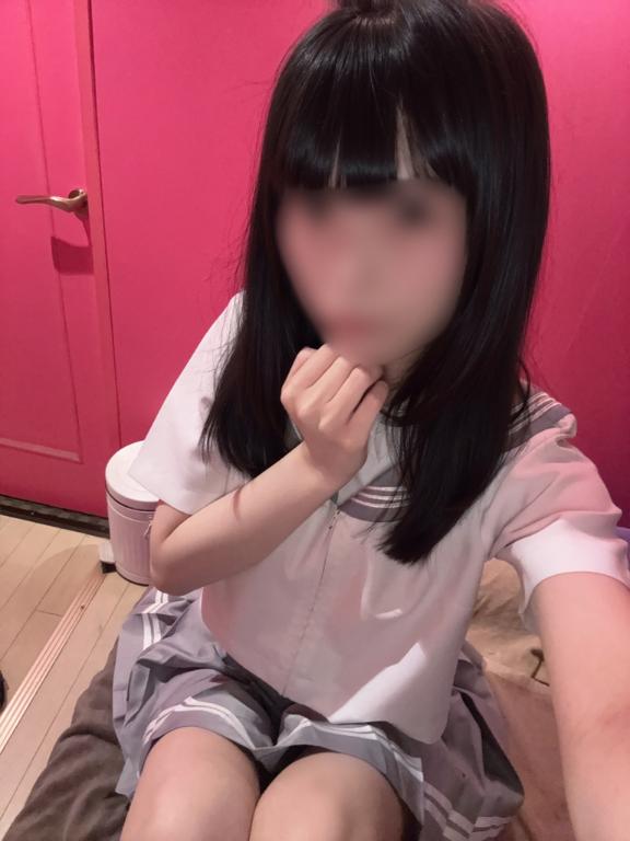 登校しました🤍
